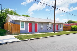 Building Photo - 1011 El Paso St