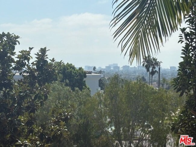 Building Photo - 5341 W Slauson Ave