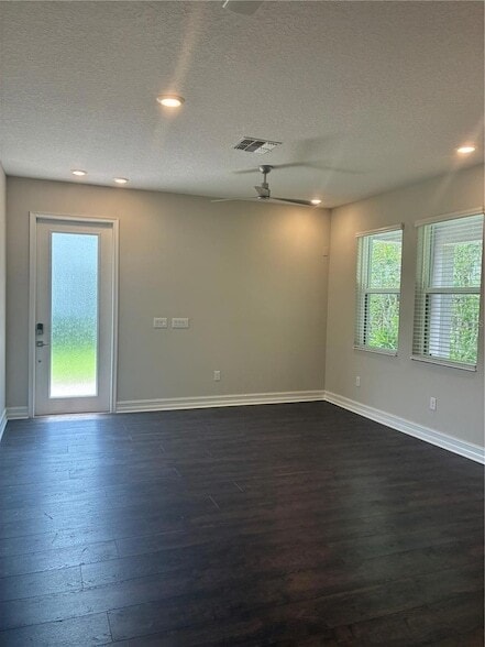 Building Photo - 5134 San Martino Dr