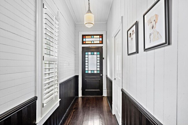 Building Photo - 2013 Decatur St