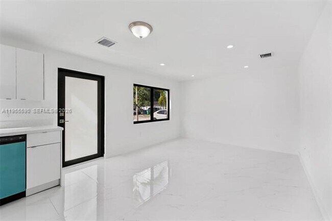 Building Photo - 11935 SW 217th St