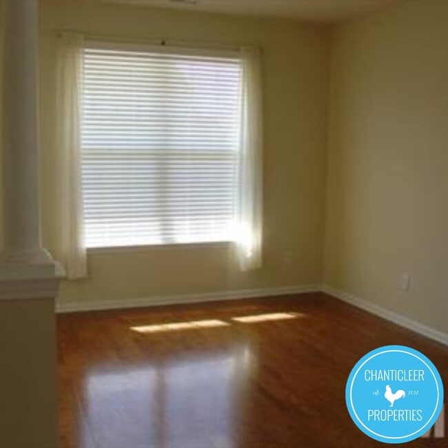 Building Photo - 105 Chandler Springs Dr