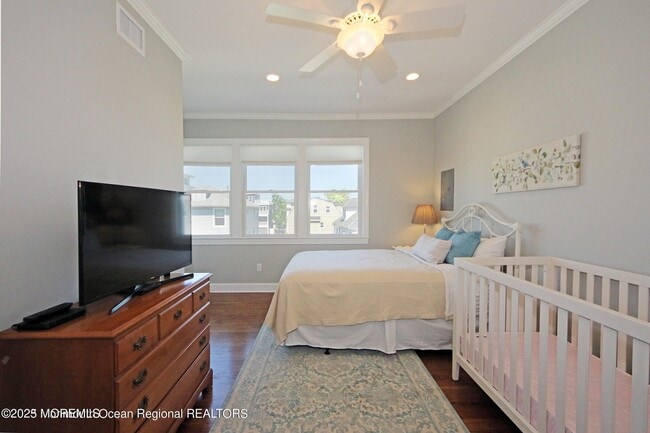 Building Photo - 9 Sea Drift Ave