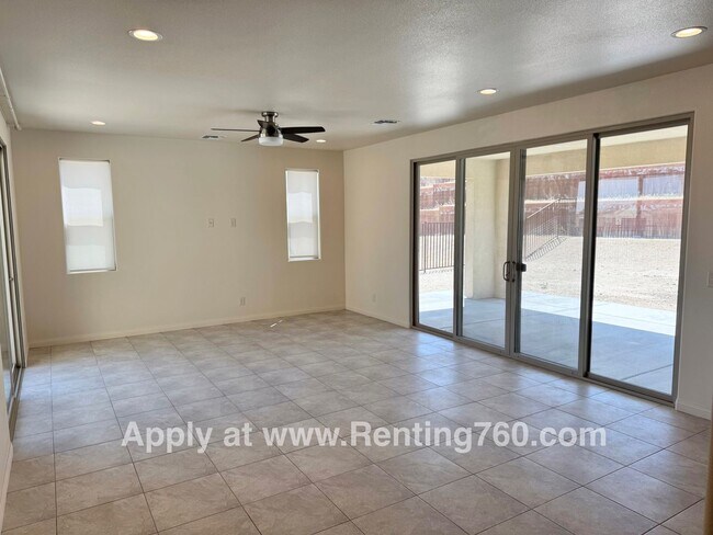 Building Photo - Incredible 4 Bed 3 Bath Home In Sage Estates!!!