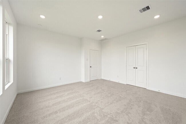 Building Photo - 31711 Wild Mdw Dr