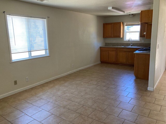 Building Photo - 13514 Airline Hwy