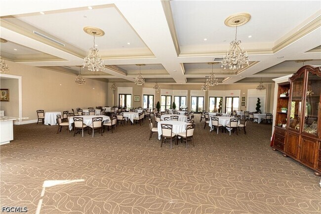 Building Photo - 11108 Esteban Dr