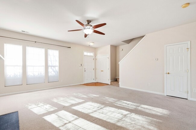 Building Photo - Prime Morrisville Location – Updated 3BR Townhome in Walnut Woods