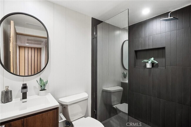Building Photo - 4001 Coldstream Terrace
