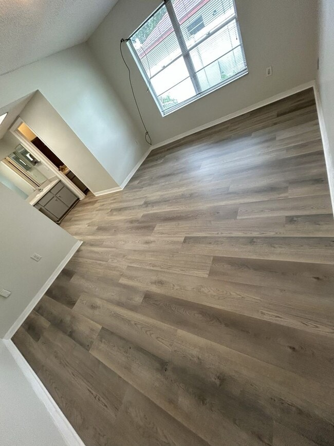 Building Photo - Dr. Phillips 4 Bedroom 2 Bathroom,