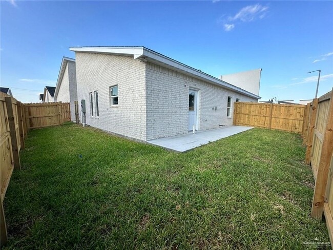 Building Photo - 10 San Jose Dr