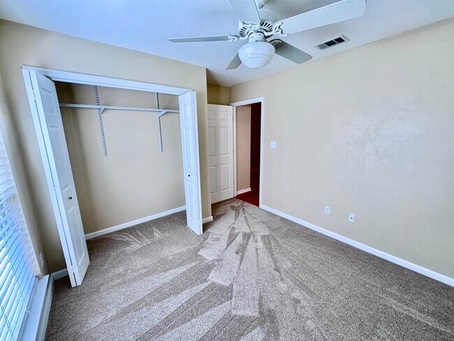 Building Photo - 1125 Mosswood Chase