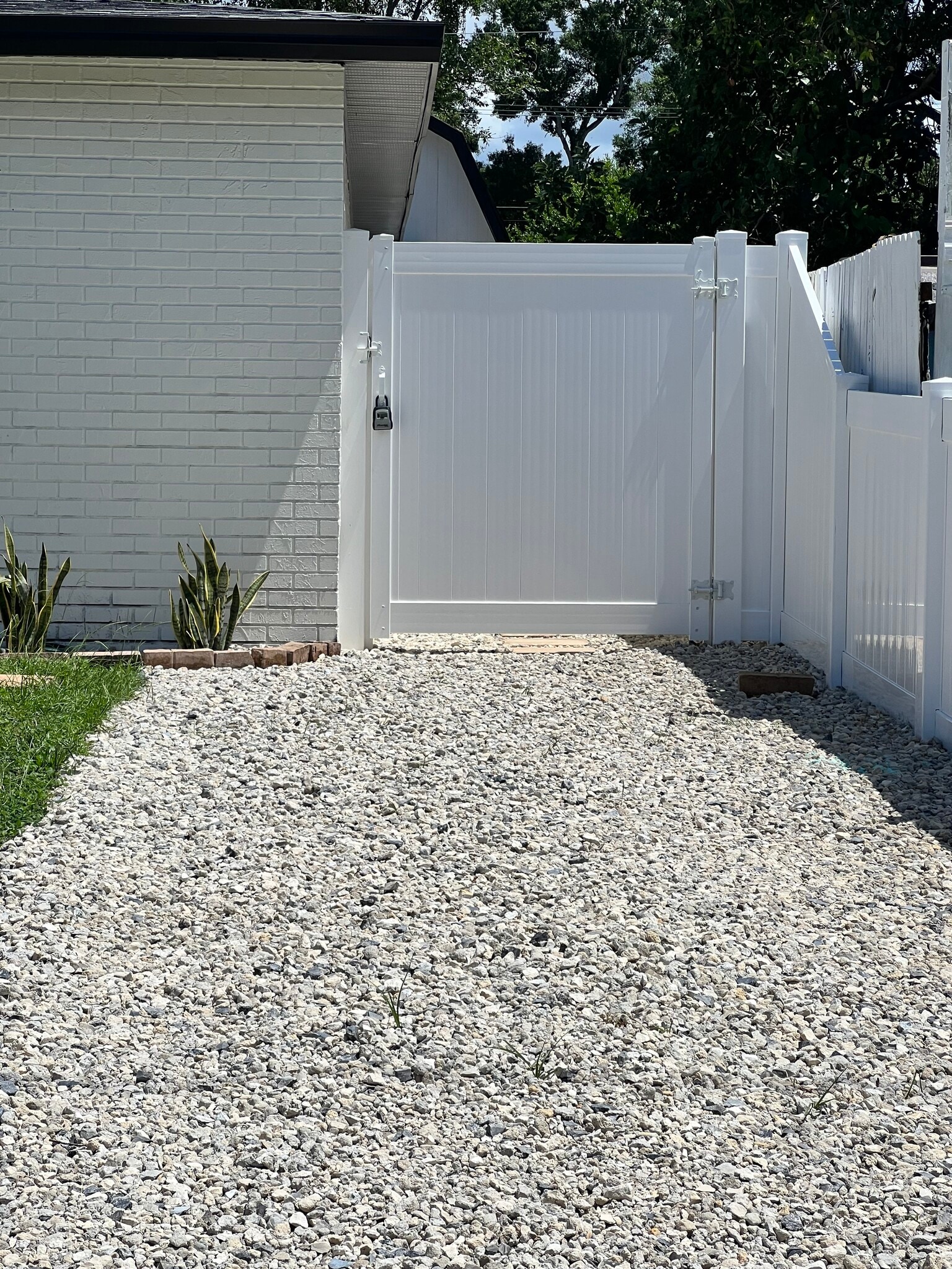 Building Photo - 3027 W Cordelia St