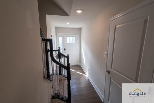Building Photo - 1408 Onnesta Ct