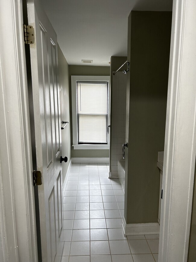 Building Photo - 153 Punta Alley