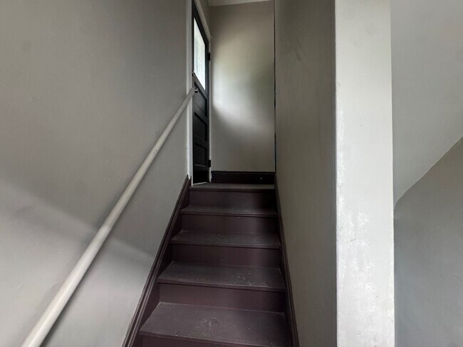 Building Photo - 395 E 149th St