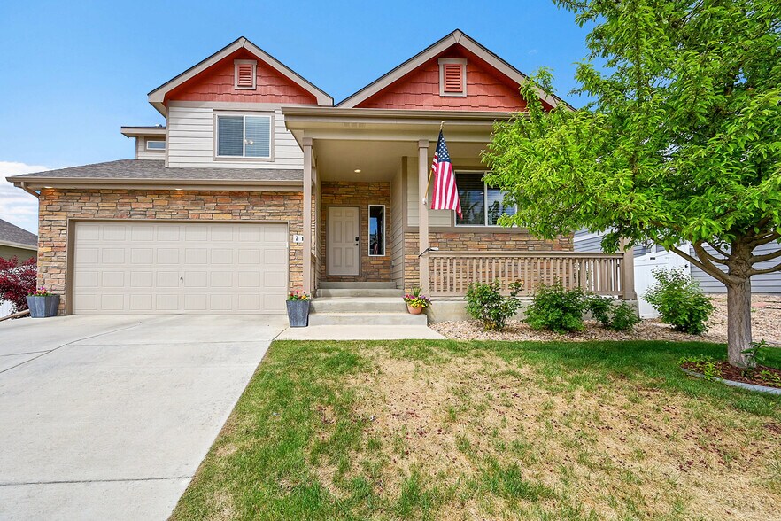 Primary Photo - 711 Mt Evans Ave