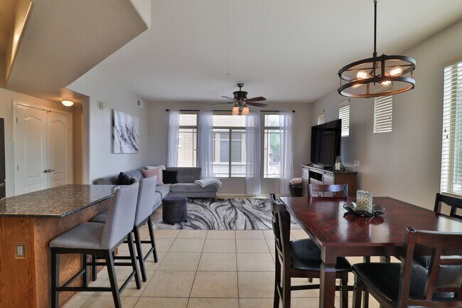 Building Photo - Furnished 2 bed / 2.5 bath Gilbert Condo in Gated Community w/ 2 pools.