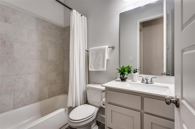 Building Photo - 904 Saffold Trl