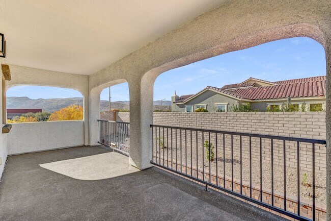 Building Photo - 11052 Orense Dr