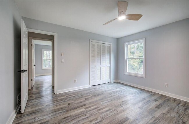 Building Photo - 5217 Highland Trail