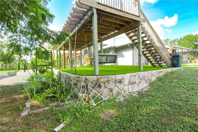 Building Photo - 3935 70th Ave NE