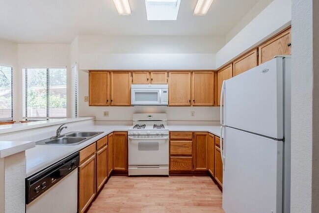Building Photo - Pending/ Rented - Charming 3-bedroom, 2-ba...