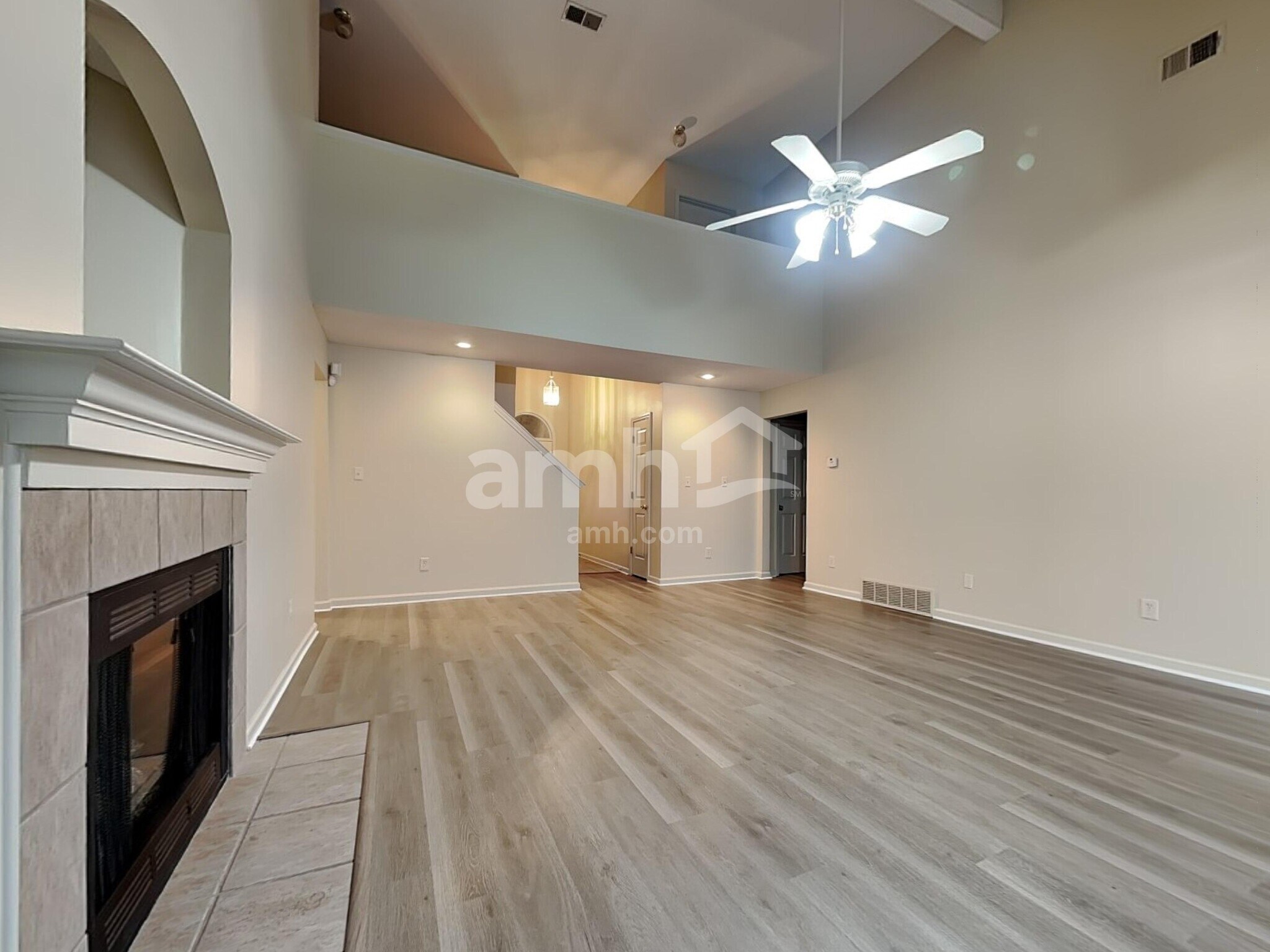 Building Photo - 10188 Kay Oak Cove