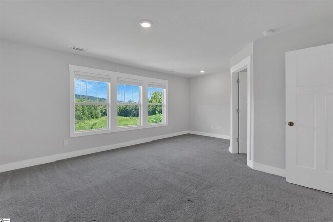 Building Photo - 46 Mardale Ln