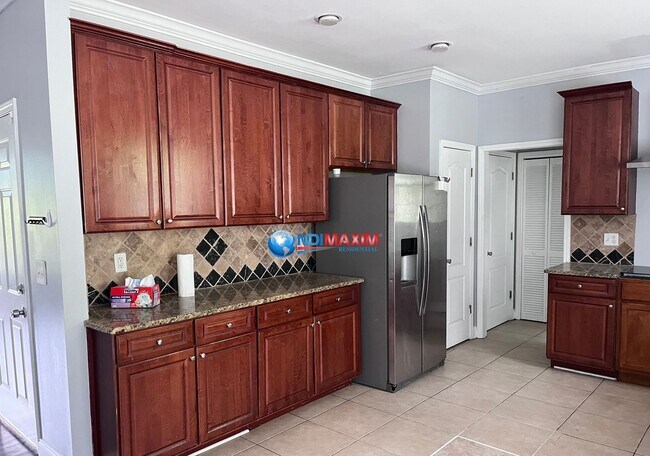 Building Photo - Beautiful large 6-bedroom house in Dacula