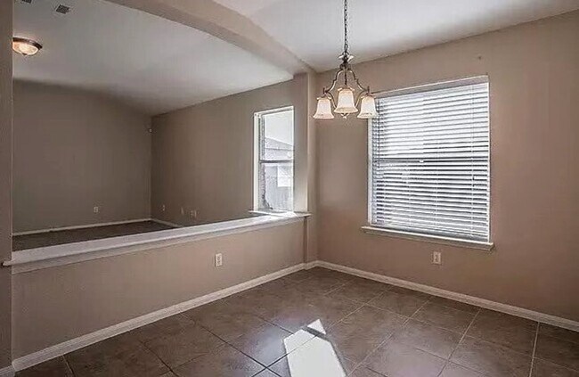 Building Photo - 4 Bed/ 2 Bath in Killeen TX