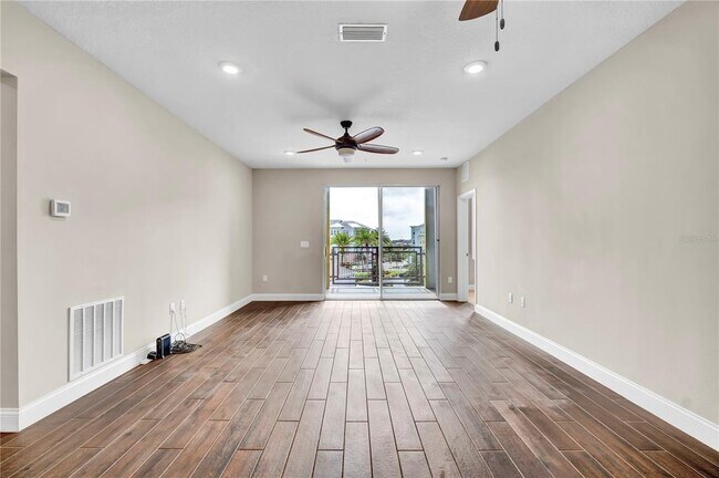 Building Photo - 7517 Laureate Blvd