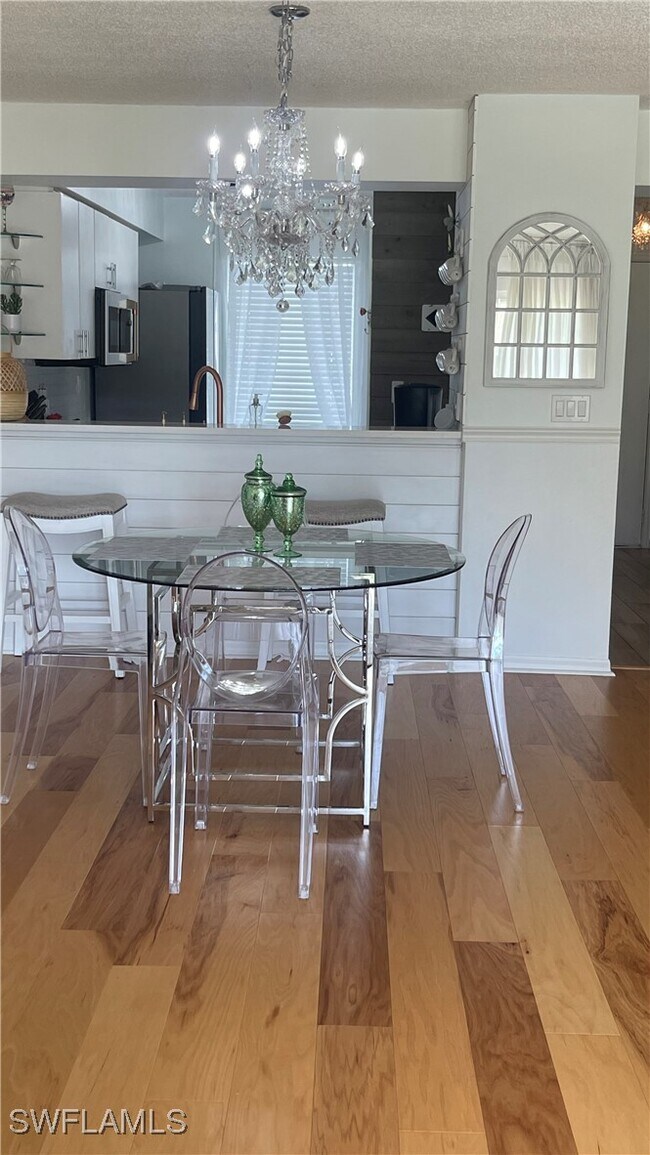 Building Photo - 267 Quail Forest Blvd