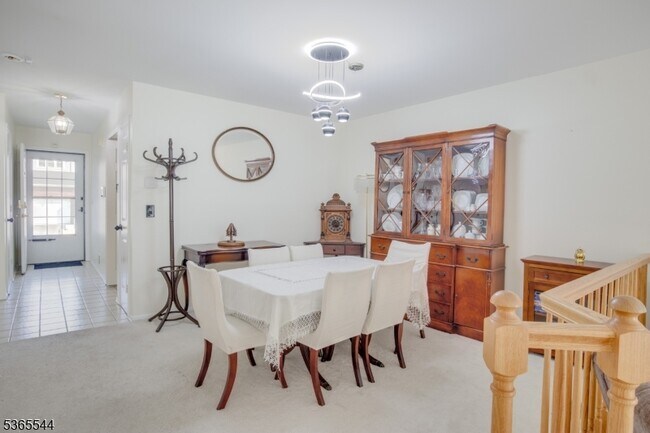Building Photo - 1203 Magnolia Ct