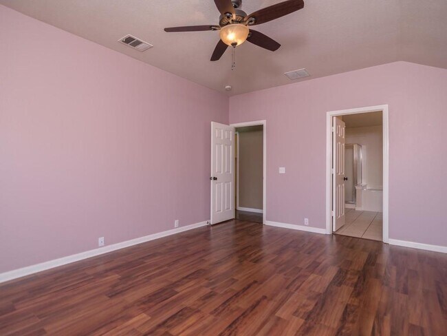 Building Photo - 745 Rusk Rd