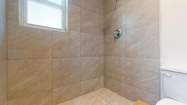 Building Photo - 4842 Excalibur Dr