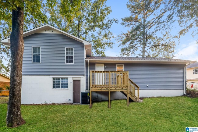 Building Photo - 3033 Carleton Rd