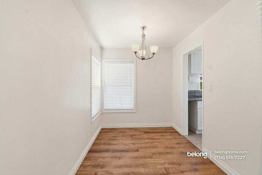 Building Photo - 183 N Batavia St