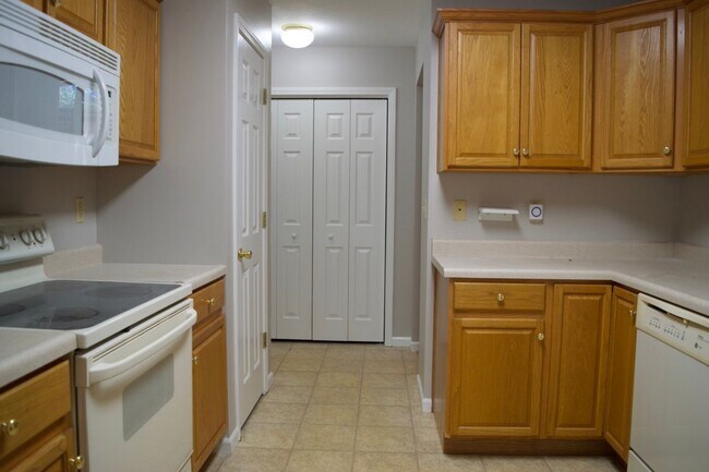 Building Photo - Great 3 Bed 2 Bath House In Ashland MO!