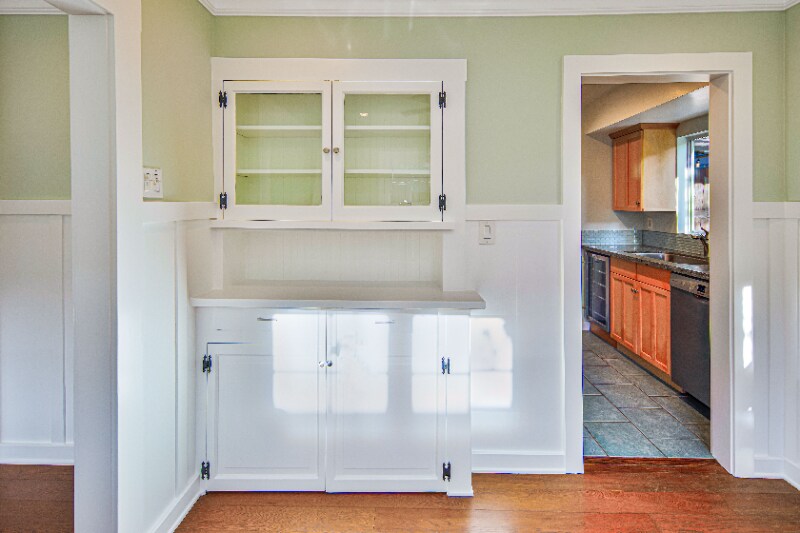 Building Photo - 240 Ashland Ave