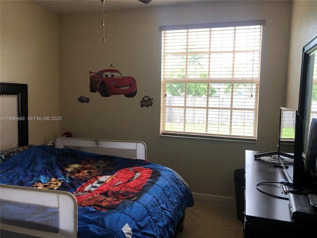 Building Photo - 18721 SW 291st Terrace