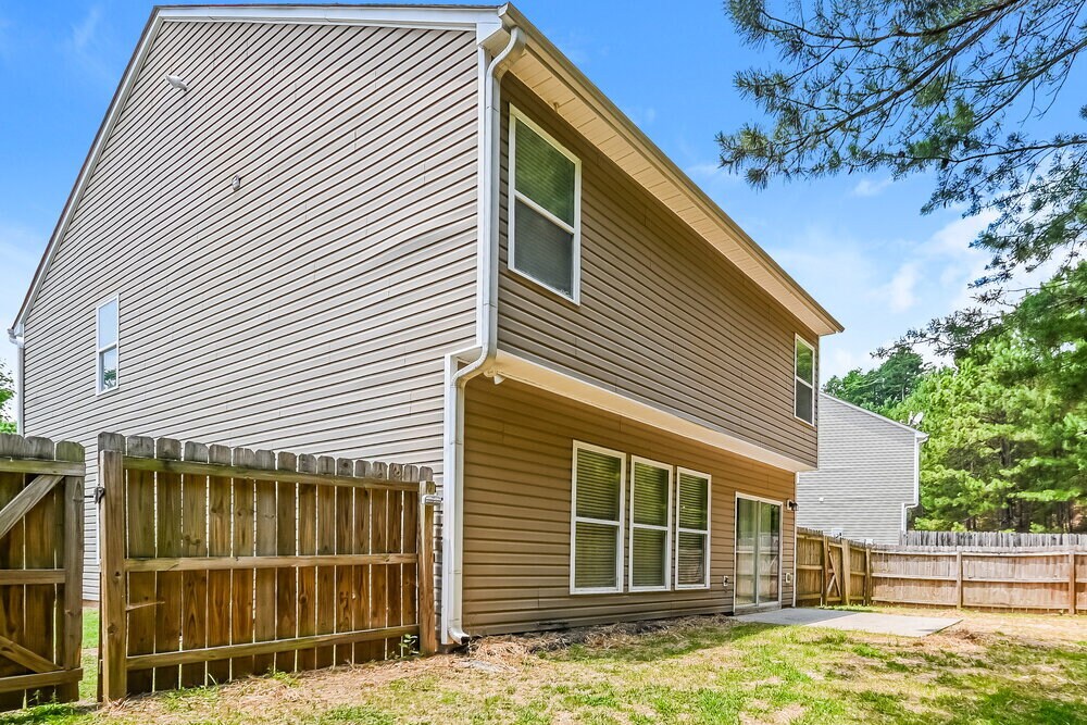Building Photo - 222 Winterbury Dr