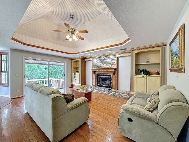 Building Photo - 1055 Riverside Ridge Rd