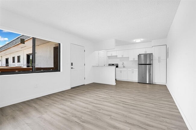 Building Photo - 13210 Memorial Hwy