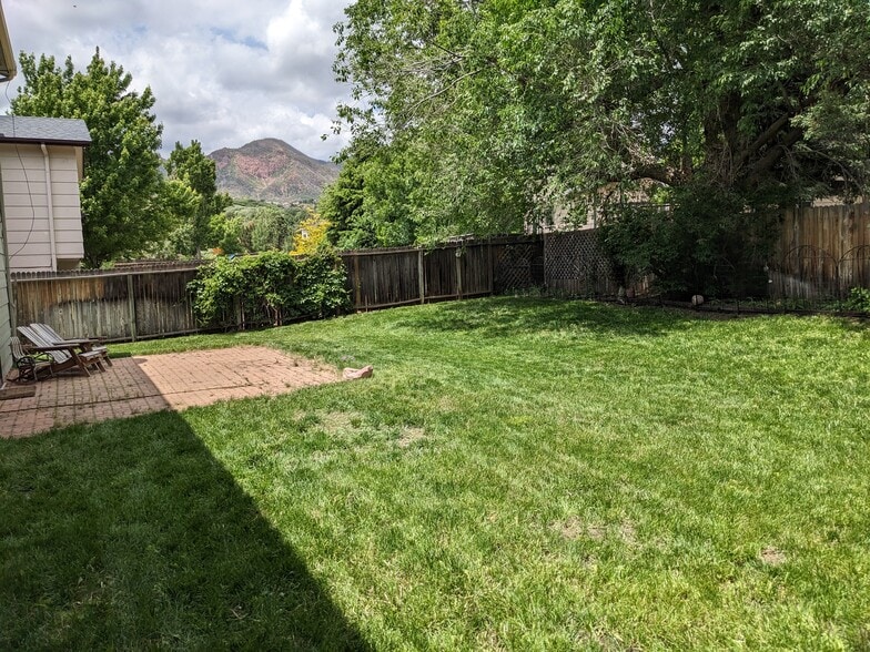 Backyard West View - 6220 Pemberton Way