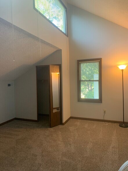 Building Photo - 531 Brent Rd