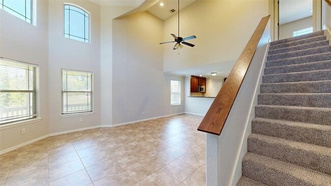 Building Photo - 454 Chimney Hill Dr