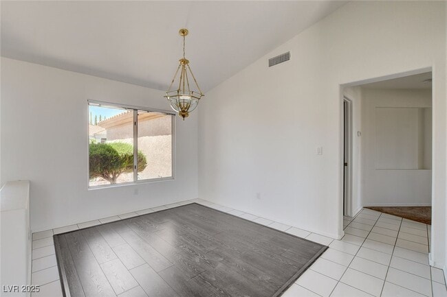 Building Photo - 10928 Button Willow Dr
