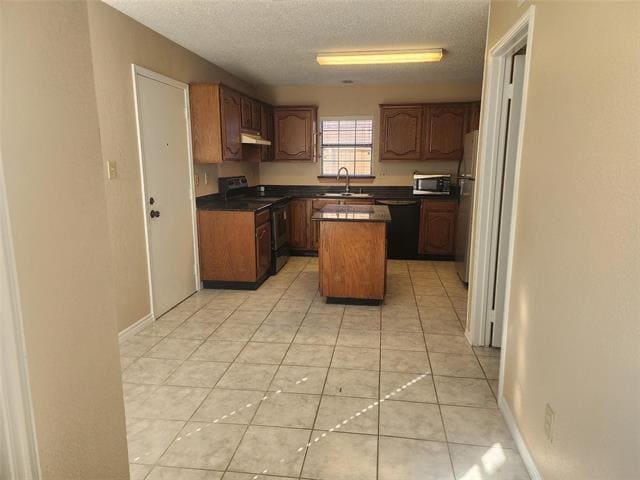 Building Photo - 7102 Lo Chalmers Ln