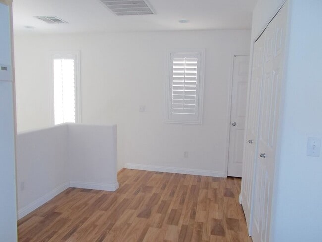 Building Photo - Beautiful 3-Bedroom Two-Story Home in Well...